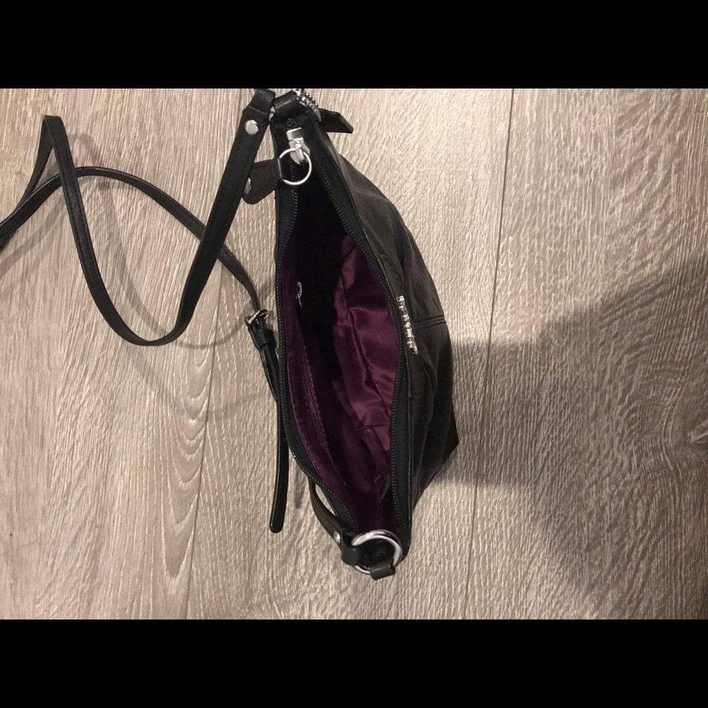 Moving - Picture 2 of 2